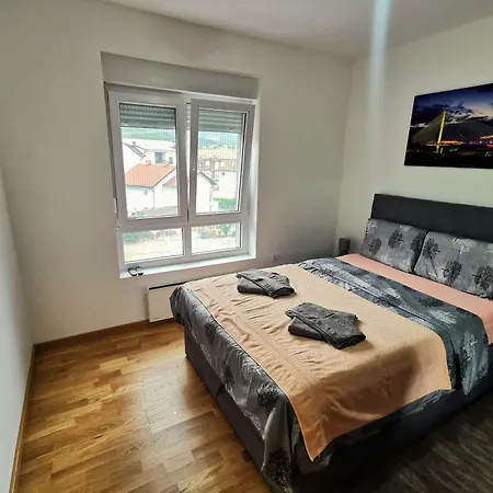 Trajkovic One Bedroom 소코 반자